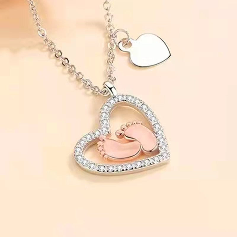 High-End Heart-Shaped Necklace Color Classification Baby Footprints Pure Female Pendant Clavicle Love Footprints Luxury